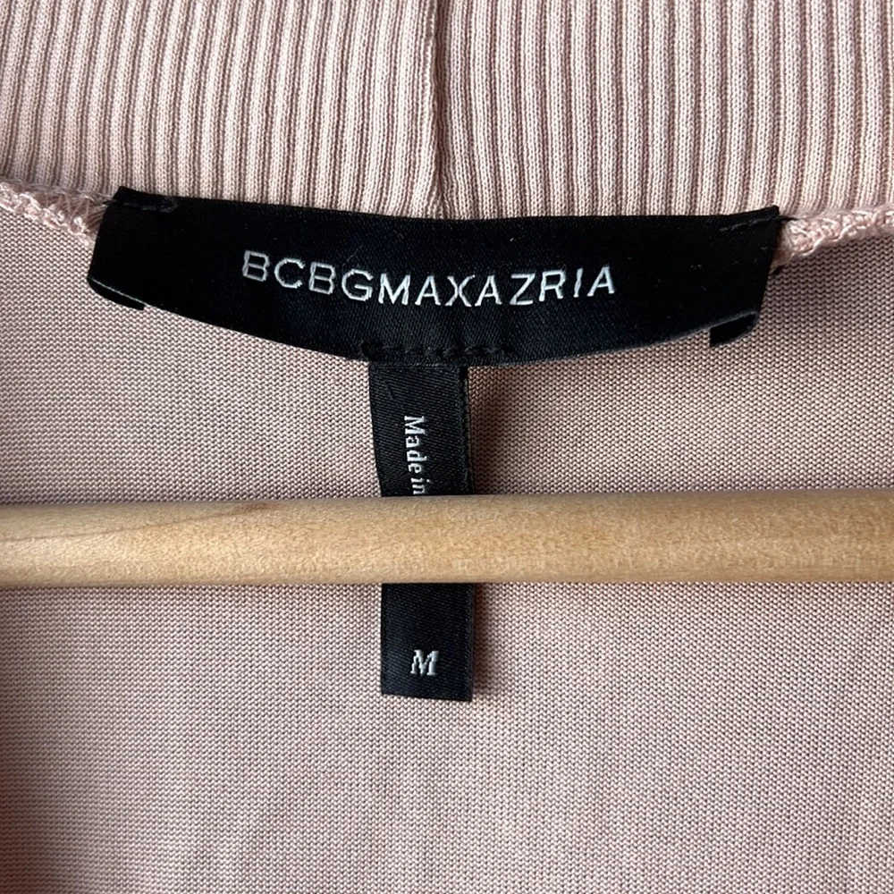 BCBGMAXAZRIA Pink Wrap Top Size Medium - Picture 3 of 12